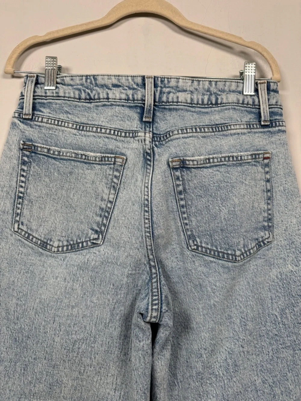 Edgely High Rise Light Wash Straight-Leg Ankle Jeans, size 10